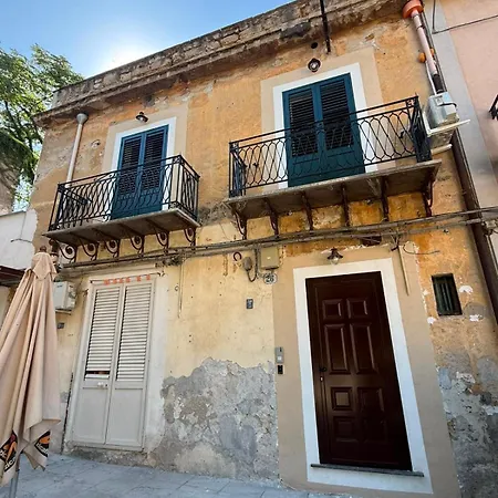 Le Mura Dentro Palermo